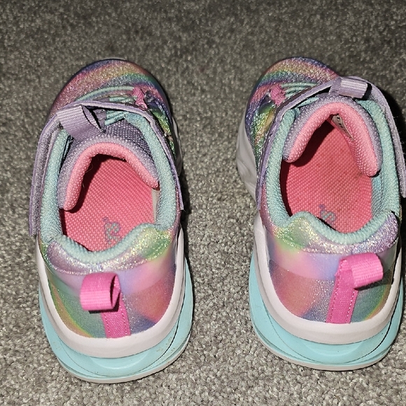 TT2🔹️Skechers Kids' Multicolor Sparkle Sneakers - Picture 2 of 8
